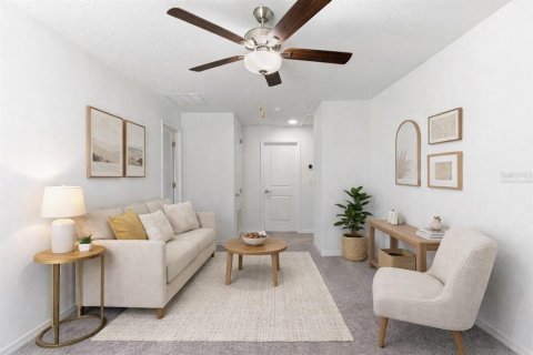 Villa ou maison à vendre à Zephyrhills, Floride: 5 chambres, 205.96 m2 № 2210945 - photo 12