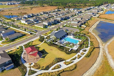 Villa ou maison à vendre à Zephyrhills, Floride: 5 chambres, 205.96 m2 № 2210945 - photo 28