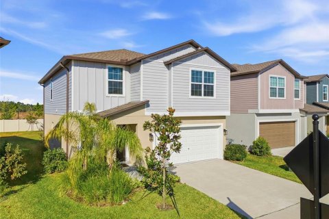 Villa ou maison à vendre à Zephyrhills, Floride: 5 chambres, 205.96 m2 № 2210945 - photo 2