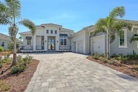 Villa ou maison à vendre à Lakewood Ranch, Floride: 4 chambres, 333.52 m2 № 1572370 - photo 1
