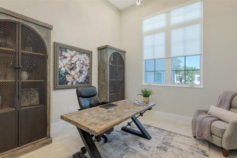 Villa ou maison à vendre à Lakewood Ranch, Floride: 4 chambres, 333.52 m2 № 1572370 - photo 21