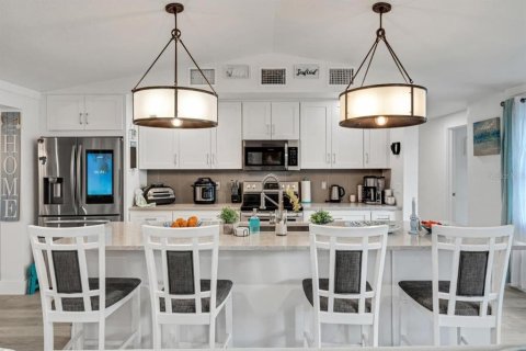 Casa en venta en Bradenton, Florida, 6 dormitorios, 263.29 m2 № 1364720 - foto 13