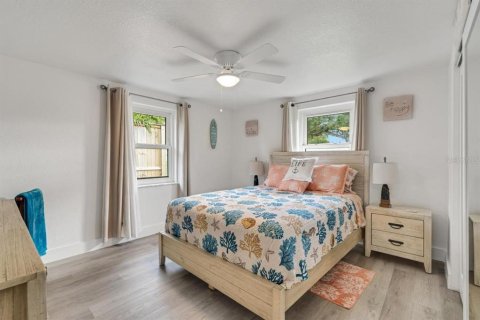 Casa en venta en Bradenton, Florida, 6 dormitorios, 263.29 m2 № 1364720 - foto 26