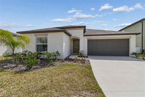 House in Bartow, Florida 4 bedrooms, 179.86 sq.m. № 2113163