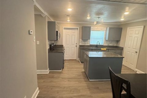 Villa ou maison à louer à Riverview, Floride: 4 chambres, 123.75 m2 № 1787743 - photo 9