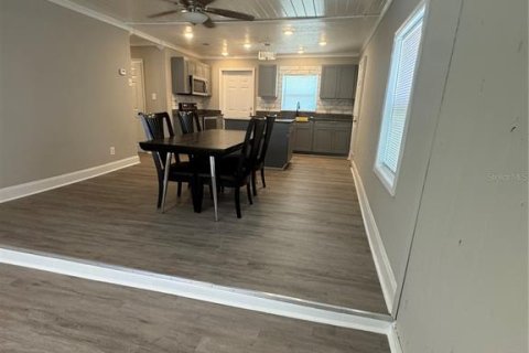 Villa ou maison à louer à Riverview, Floride: 4 chambres, 123.75 m2 № 1787743 - photo 5