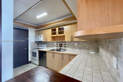 Снять в аренду кондоминиум в Авентура, Флорида 1 спальня, 66.61м2, № 1956565 - фото 12