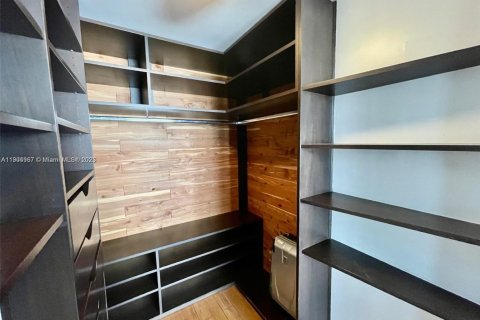 Снять в аренду кондоминиум в Авентура, Флорида 1 спальня, 66.61м2, № 1956565 - фото 8