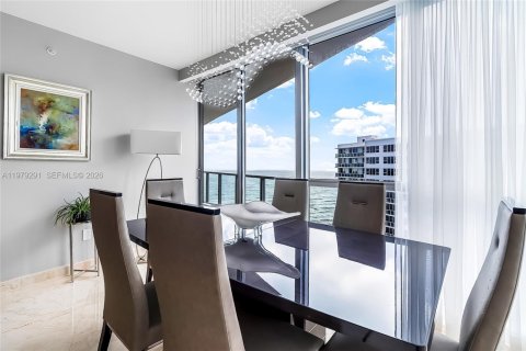 Condo in Hollywood, Florida, 3 bedrooms  № 2046191 - photo 29