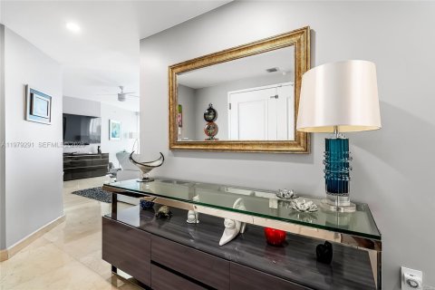 Condo in Hollywood, Florida, 3 bedrooms  № 2046191 - photo 24