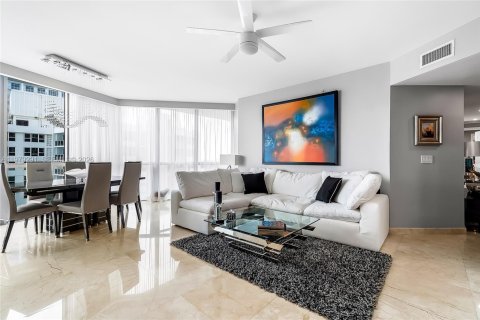 Condo in Hollywood, Florida, 3 bedrooms  № 2046191 - photo 26