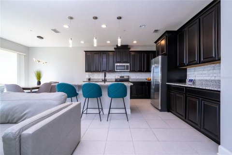 Townhouse in Winter Garden, Florida 3 bedrooms, 186.92 sq.m. № 2388218 - photo 15