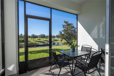 Townhouse in Winter Garden, Florida 3 bedrooms, 186.92 sq.m. № 2388218 - photo 28