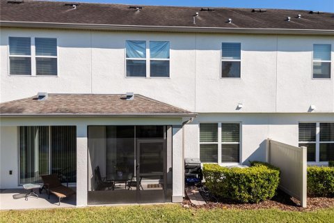 Townhouse in Winter Garden, Florida 3 bedrooms, 186.92 sq.m. № 2388218 - photo 7