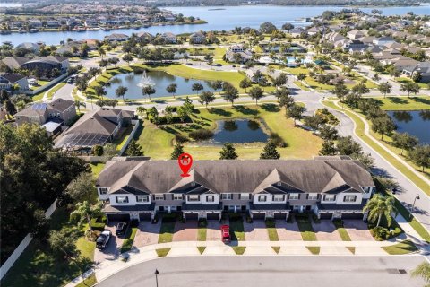 Townhouse in Winter Garden, Florida 3 bedrooms, 186.92 sq.m. № 2388218 - photo 4