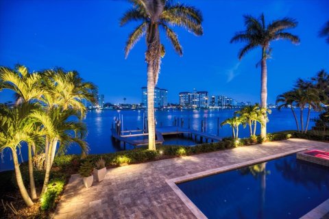 Villa ou maison à vendre à Clearwater, Floride: 5 chambres, 594.76 m2 № 1675864 - photo 2