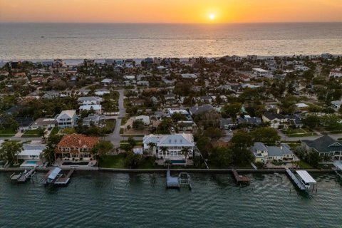 Villa ou maison à vendre à Clearwater, Floride: 5 chambres, 594.76 m2 № 1675864 - photo 17