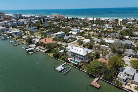 Villa ou maison à vendre à Clearwater, Floride: 5 chambres, 594.76 m2 № 1675864 - photo 11