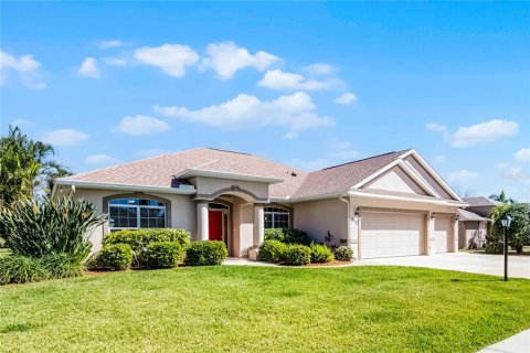 House in Merrit Island, Florida 3 bedrooms, 204.57 sq.m. № 1542604 - photo 2