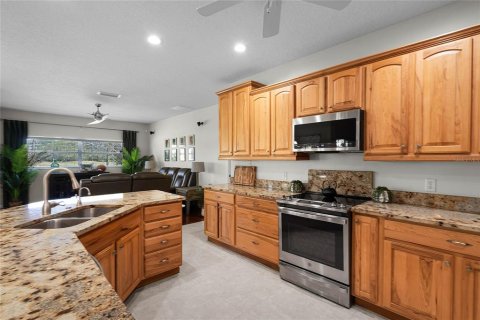 House in Merrit Island, Florida 3 bedrooms, 204.57 sq.m. № 1542604 - photo 17