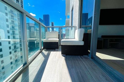 Condo in Miami, Florida, 1 bedroom № 2086400 - photo 4