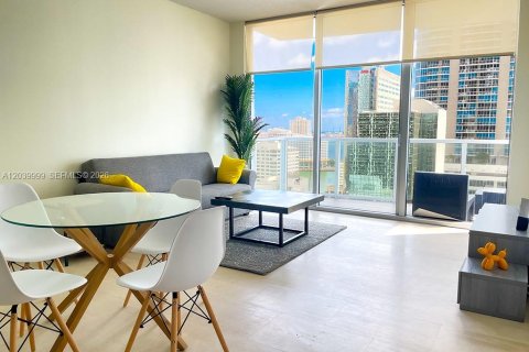 Condo in Miami, Florida, 1 bedroom  № 2086400