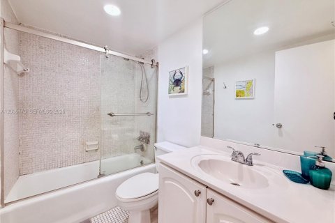 Appartement à louer à Hollywood, Floride: 1 chambre, 75.44 m2 № 2181332 - photo 10