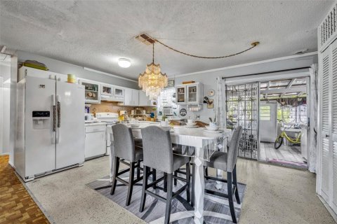 House in Winter Haven, Florida 2 bedrooms, 96.25 sq.m. № 1776562 - photo 6
