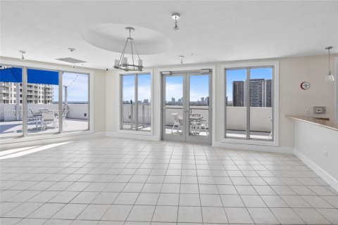 Купить кондоминиум в Холливуд, Флорида 2 спальни, 102.94м2, № 1713203 - фото 28