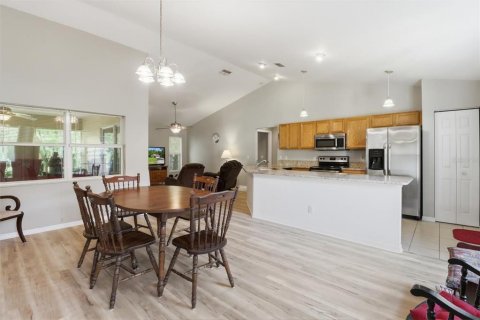 House in Crystal River, Florida 3 bedrooms, 118.82 sq.m. № 2213103 - photo 3