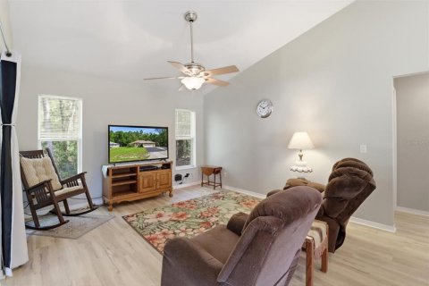 House in Crystal River, Florida 3 bedrooms, 118.82 sq.m. № 2213103 - photo 17