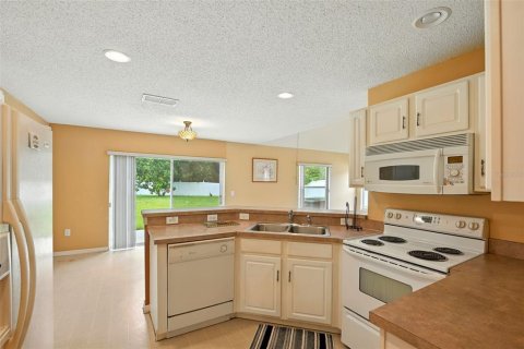 Casa en venta en Kissimmee, Florida, 3 dormitorios, 141.49 m2 № 1916344 - foto 9