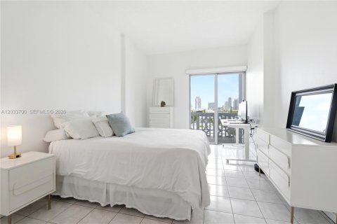Condominio en alquiler en Miami Beach, Florida, 1 dormitorio, 74.69 m2 № 2078026 - foto 9
