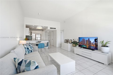 Condominio en alquiler en Miami Beach, Florida, 1 dormitorio, 74.69 m2 № 2078026 - foto 6