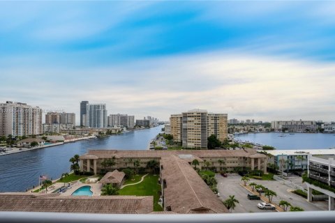 Купить кондоминиум в Халландейл-Бич, Флорида 2 спальни, 95.69м2, № 1985588 - фото 25