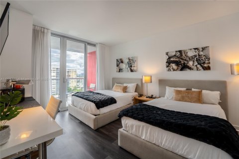 Купить кондоминиум в Халландейл-Бич, Флорида 2 спальни, 95.69м2, № 1985588 - фото 17