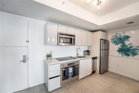 Купить кондоминиум в Халландейл-Бич, Флорида 2 спальни, 95.69м2, № 1985588 - фото 6