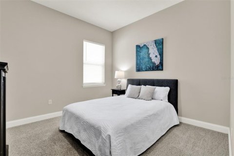 House in Apopka, Florida 4 bedrooms, 304.53 sq.m. № 1844858 - photo 29