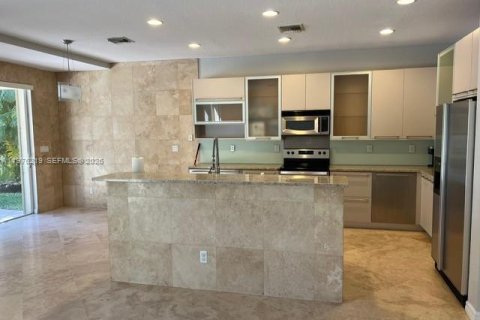 Купить виллу или дом в Уэстон, Флорида 5 спален, 282.52м2, № 2042955 - фото 16