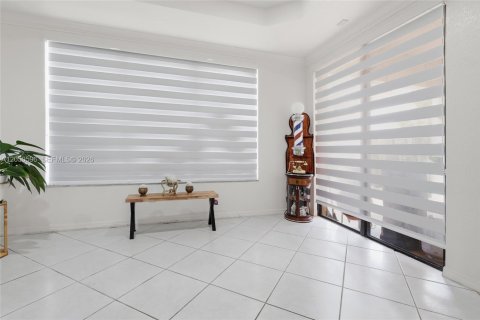 Touwnhouse à vendre à Cutler Bay, Floride: 4 chambres, 204.48 m2 № 2192784 - photo 10