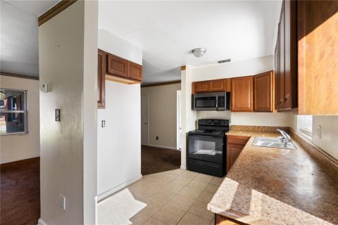 House in DeLand, Florida 3 bedrooms, 120.03 sq.m. № 2098603 - photo 27