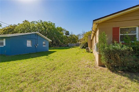 House in DeLand, Florida 3 bedrooms, 120.03 sq.m. № 2098603 - photo 7