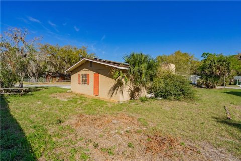 House in DeLand, Florida 3 bedrooms, 120.03 sq.m. № 2098603 - photo 8