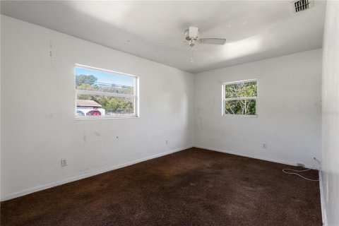 House in DeLand, Florida 3 bedrooms, 120.03 sq.m. № 2098603 - photo 15
