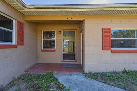 House in DeLand, Florida 3 bedrooms, 120.03 sq.m. № 2098603 - photo 9