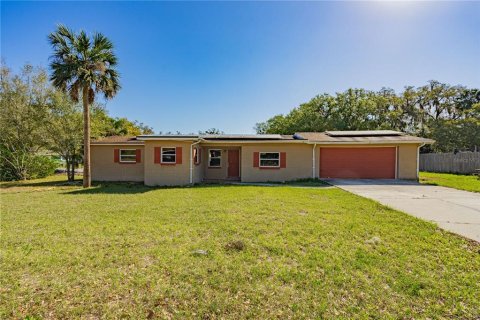 House in DeLand, Florida 3 bedrooms, 120.03 sq.m. № 2098603