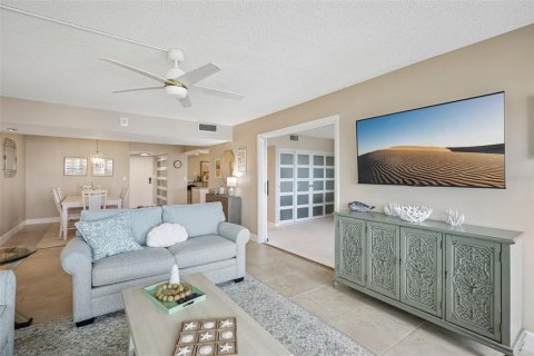 Copropriété à vendre à Clearwater, Floride: 2 chambres, 120.77 m2 № 2408833 - photo 10