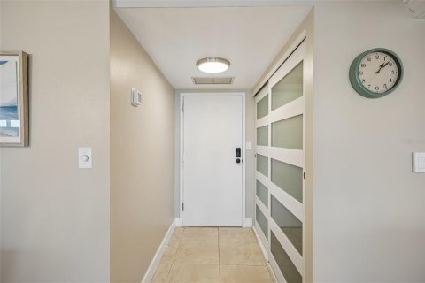 Copropriété à vendre à Clearwater, Floride: 2 chambres, 120.77 m2 № 2408833 - photo 5
