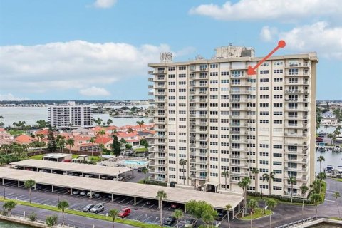 Copropriété à vendre à Clearwater, Floride: 2 chambres, 120.77 m2 № 2408833 - photo 3