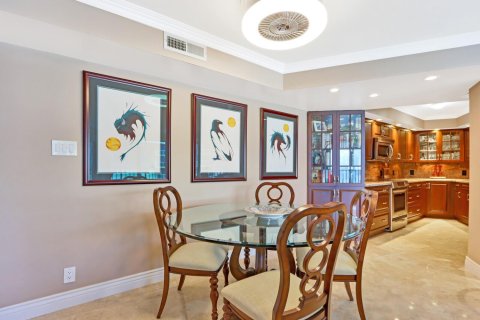 Condo in Riviera Beach, Florida, 2 bedrooms  № 2083331 - photo 8